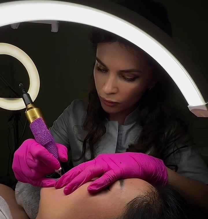 Перманентный макияж губ - акварельное напыление