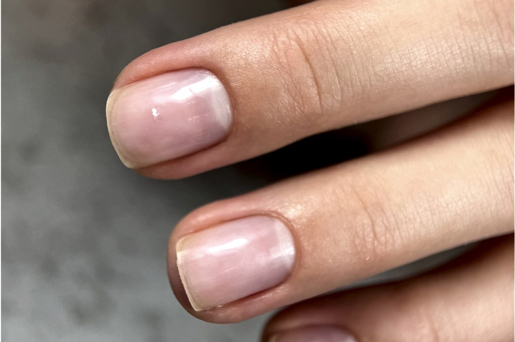 Японский маникюр - натуральный тренд 2025 года
