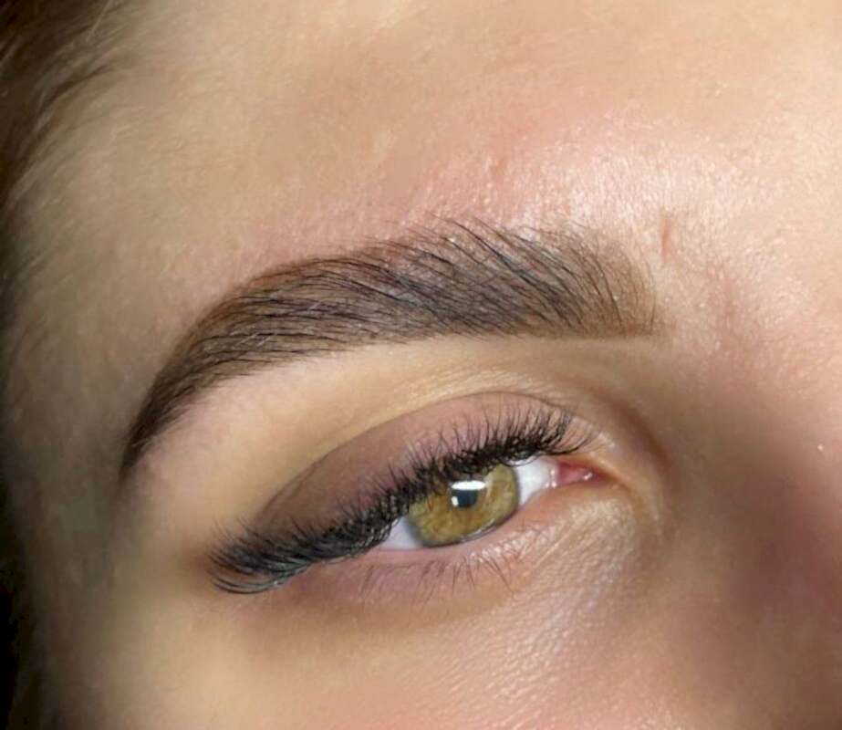 Ламинирование бровей и ресниц