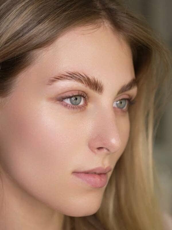 Ламинирование бровей и ресниц