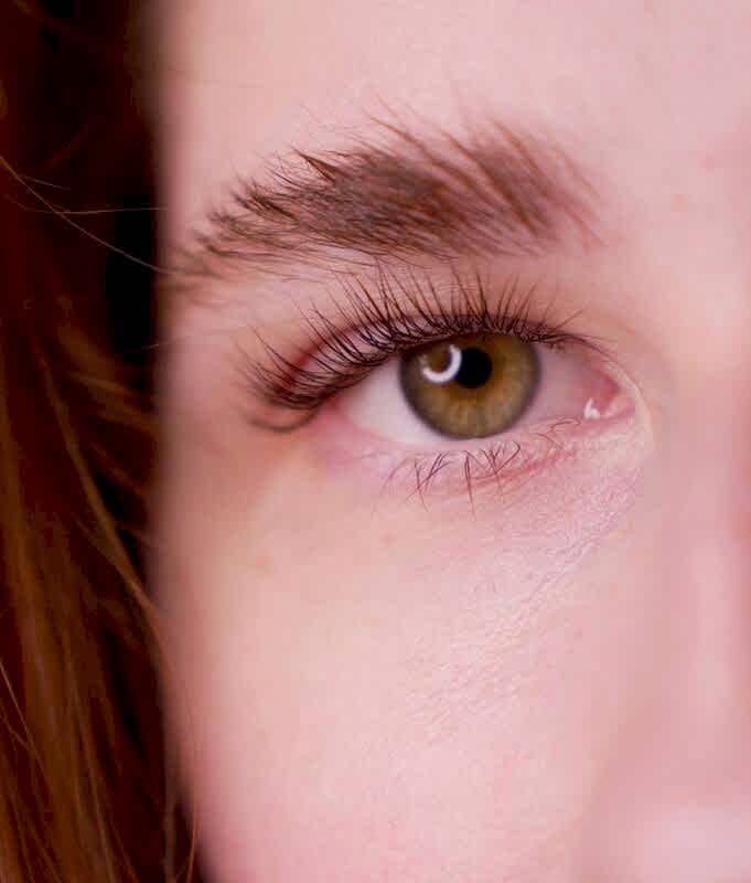 Ламинирование бровей и ресниц