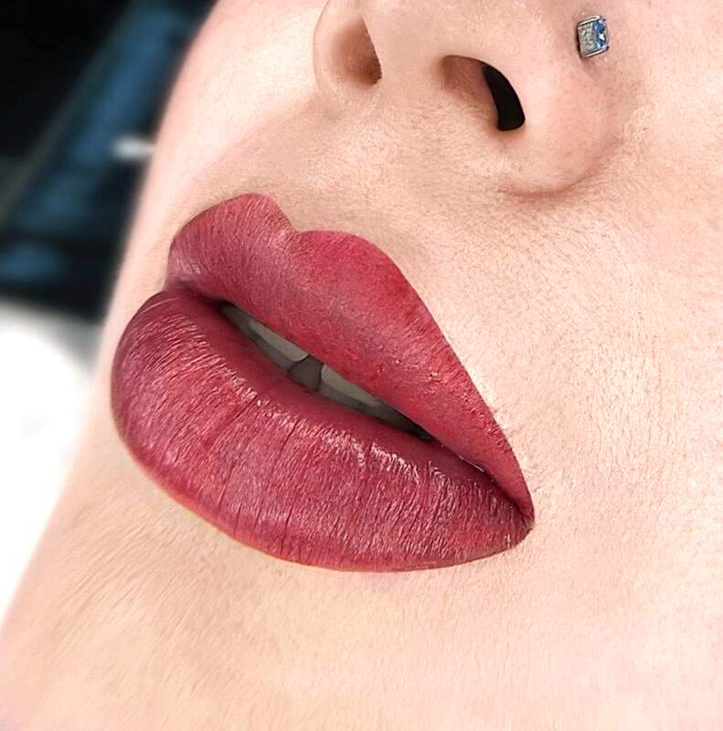 permanentnyj-makijazh-gub-2