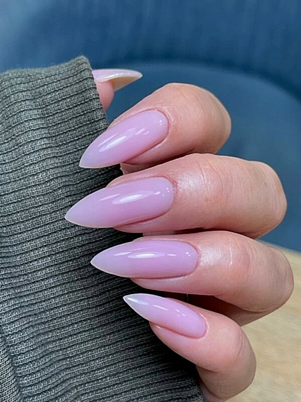 naraschivanie-i-ukreplenie-nogtej-11